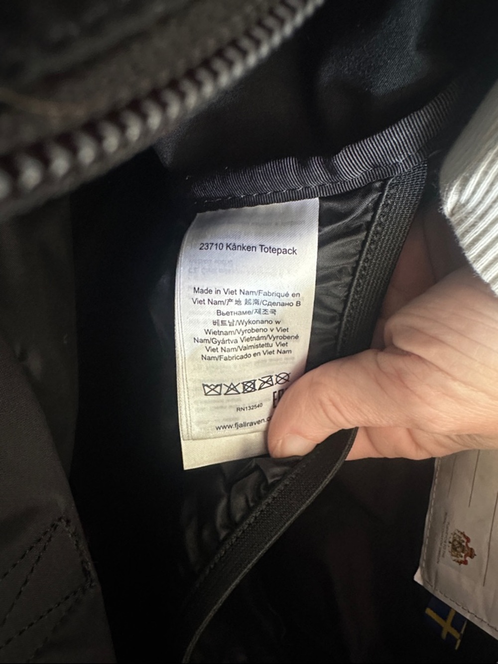 Fjallraven Kanken Black Tote Backpack - - Picture 5 of 8